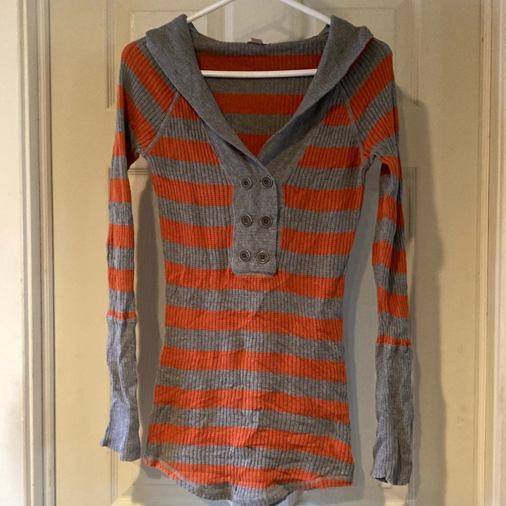 V-neck Sweater